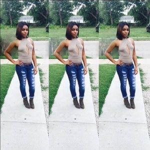 Olive green or badge Bodysuit.. can’t really tell the color Worn once